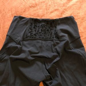 Lululemon workout leggings